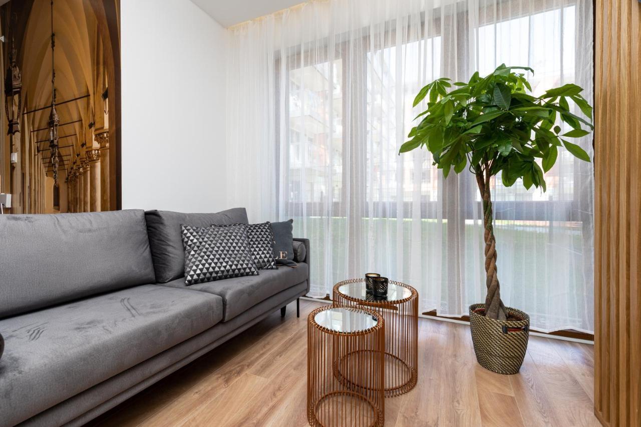 New Apartment, Private Patio Красков Екстериор снимка